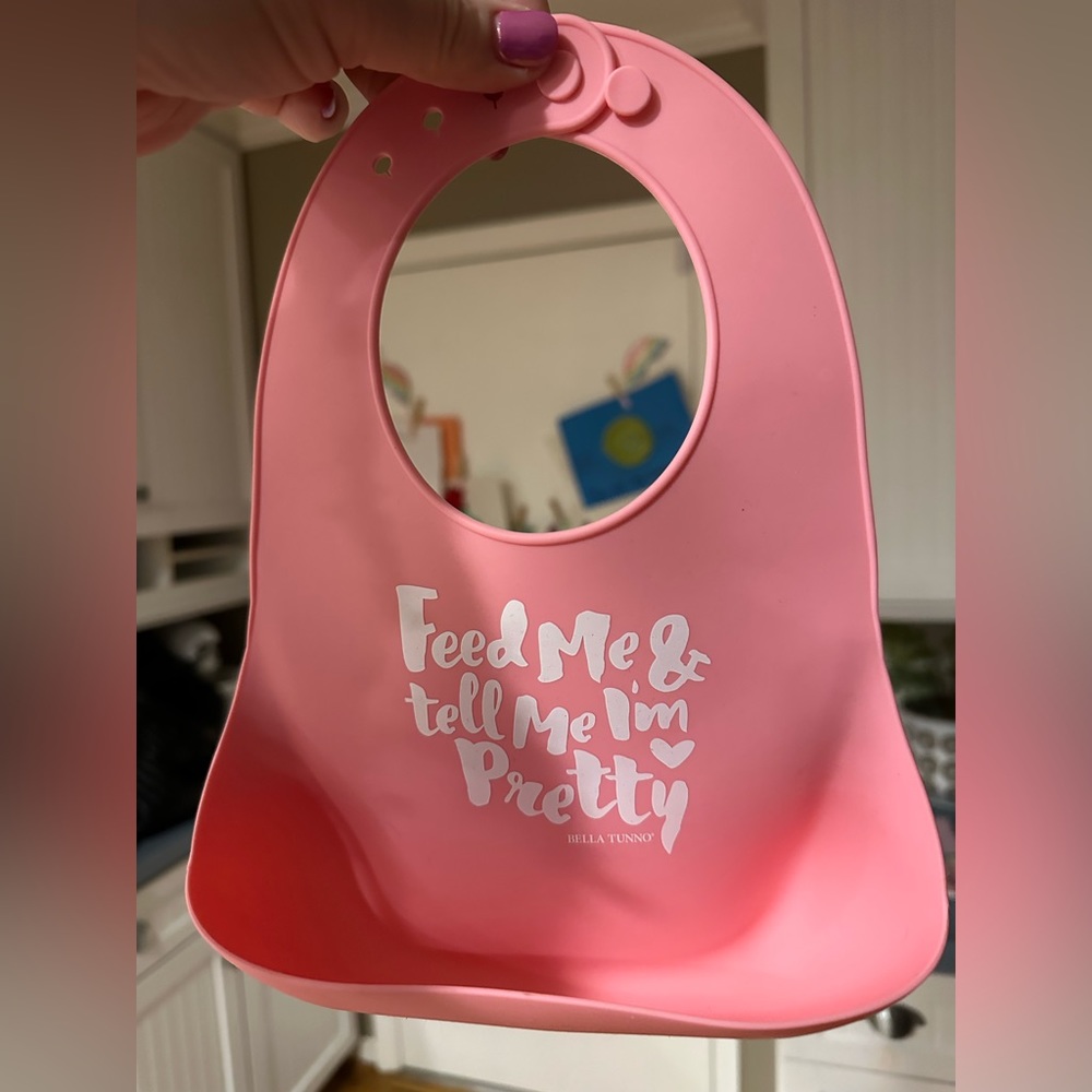 Bella Tunno bib. Never used!